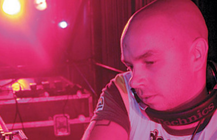 Иные: DJs Фонарь, Грув, Володя и др.
