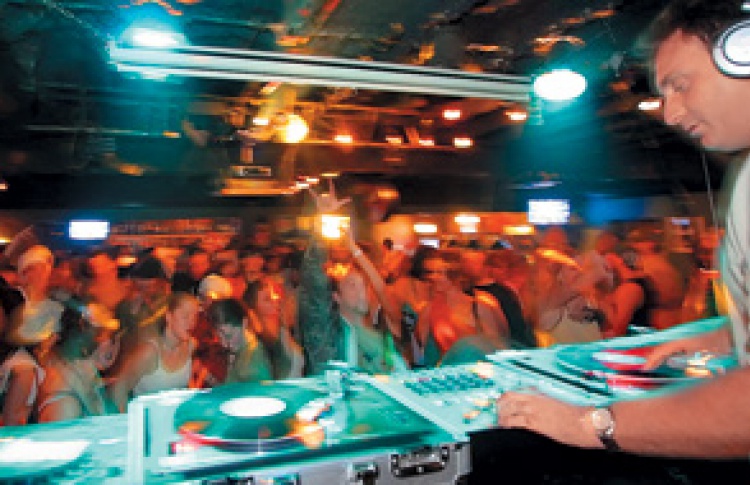 DJs Aphrodite (Великобритания), Novak, Ice, Poroxx, Мазай