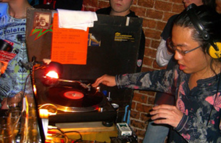 Чувства: DJs Makoto (Япония), Concord Dawn (Новая Зеландия)