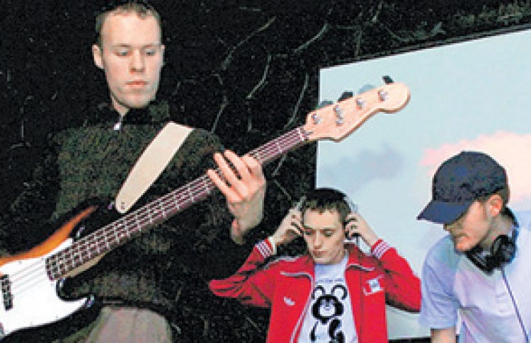 Funky Naion: Swanky Tunes (live, Смоленск)