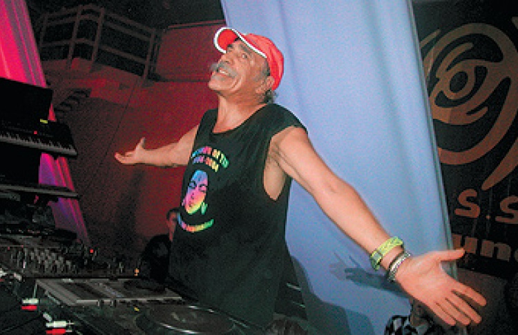 Coma SS - 1200 HalloweeN 2006: DJ Raja Ram (Великобритания)