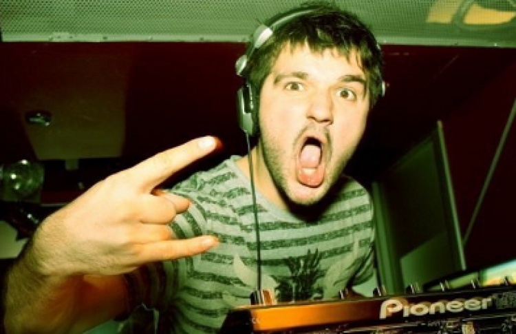 Total Mash Up: DJs Flight vs Диминов, Tony Key, Keoki
