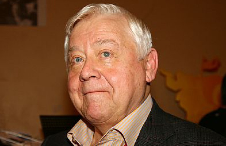 Табаков о нарушениях закона и цвете своего лица