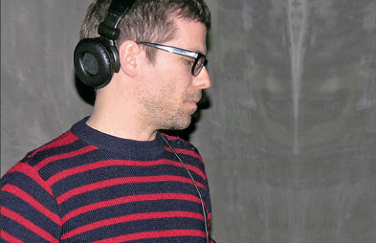 Akufen, Dices&Takis, DJs neGuevara, Lari Unit