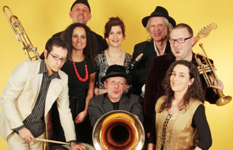 В рамках Недели Германии в Санкт-Петербурге: Schal Sick Brass Band (Кельн, Германия) и Markscheider Kunst