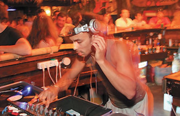 DJs B-Voice, Valera Stealth, Anrilov