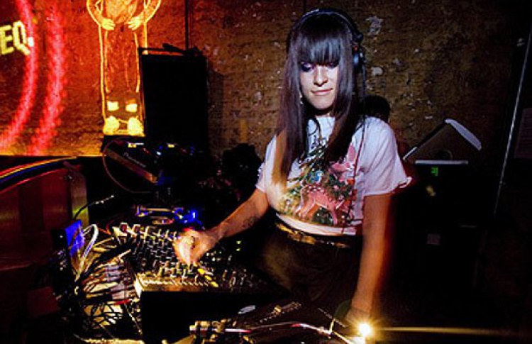 DJ Bea Tricks (Испания)