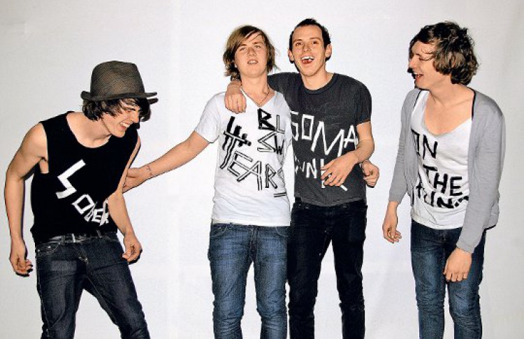 8 Legs (Великобритания) + The Riots + Monkey Knife Fight