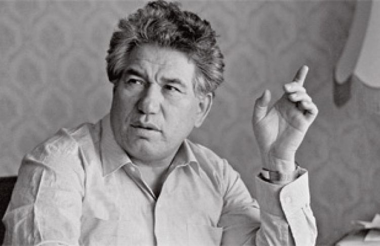 "Моя легенда совершенно уникальна". Интервью с Чингизом Айтматовым