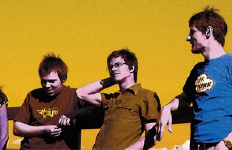 100% Indie Fest.