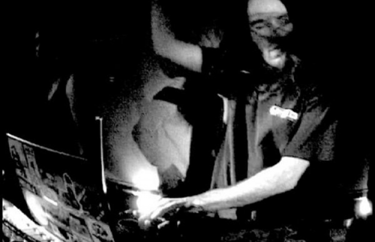 Ozzy Ozwald (Peace Off, Structural Damage Records, Бельгия), DJs Gromov, Compressly, Lacuriosa, Donttochmebitch