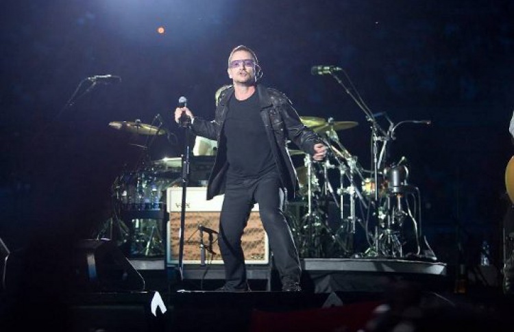 U2