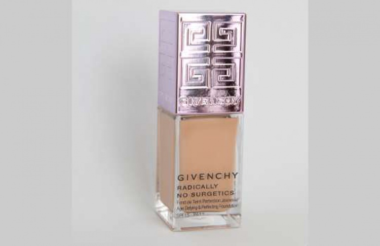 Тон против морщин Givenchy No Sur getics