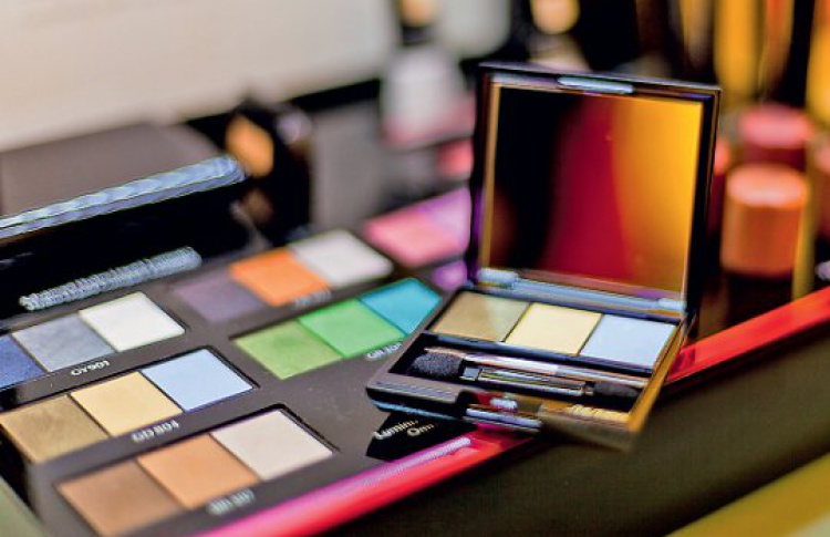Тени для век Shiseido