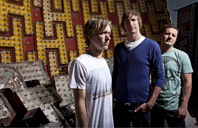 Winston Freedom Music: DJs Минаев, Dirty Vegas, Kaiser Chiefs, Hybrid Soundsystem
