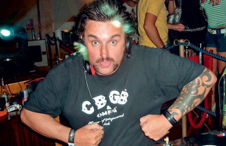 DJs Hoxton Whores (Англия)