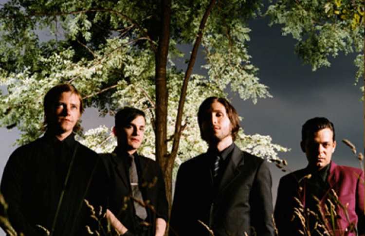 Весенний Interpol