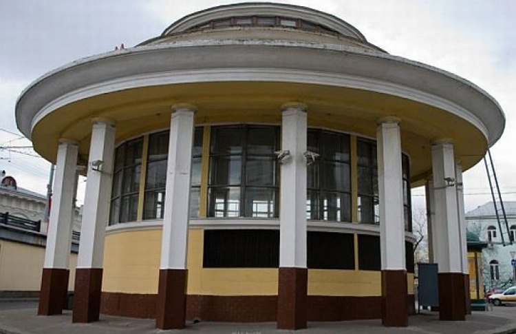 Станция «Парк культуры» поменяет режим работы на три недели