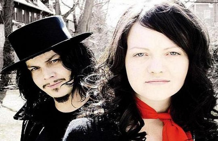 Американский дуэт The White Stripes распался