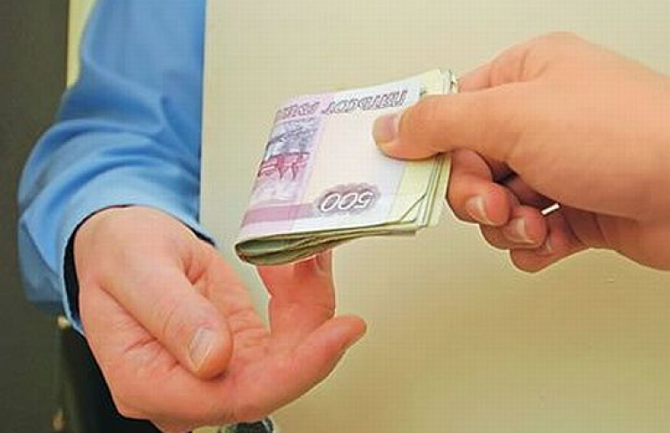 Средняя взятка в Москве более 500 тысяч рублей
