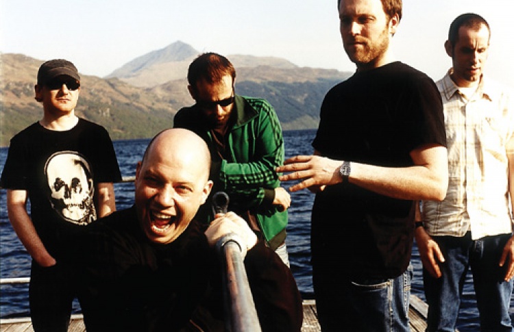 Интервью с группой Mogwai. «Название альбома было дано нам в звездах»