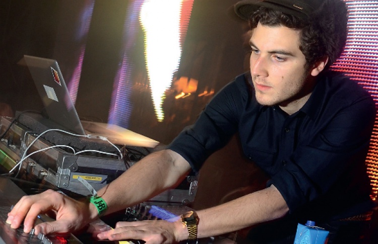 DJ Николас Джаар