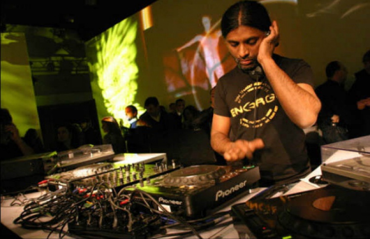 DJ Ravin
