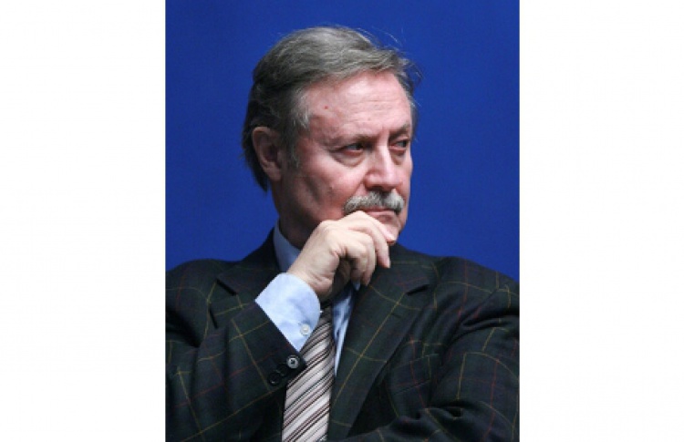 Юрий Соломин