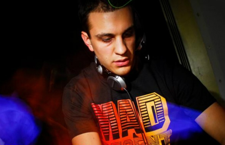 DJ Fstep