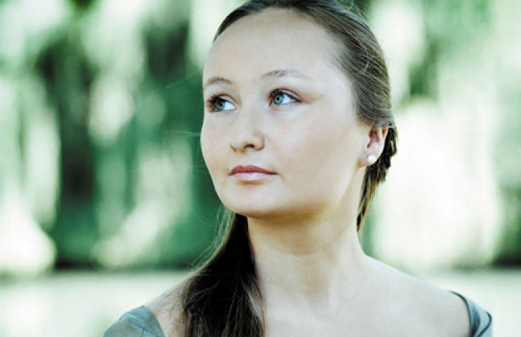Юлия Лежнева