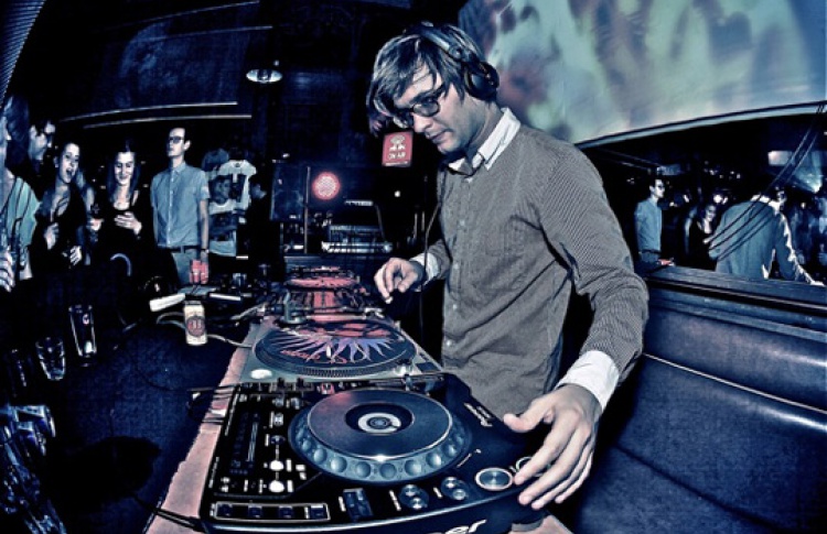 DJ Тим Суини