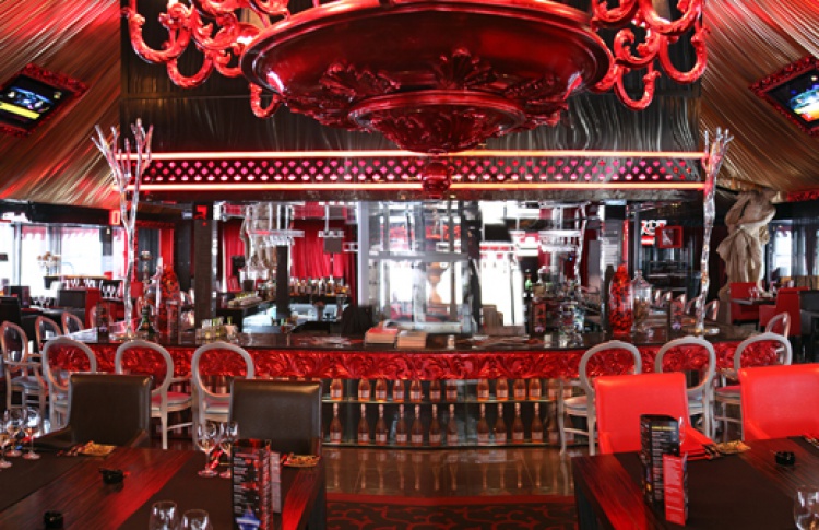 Gloss Cafe