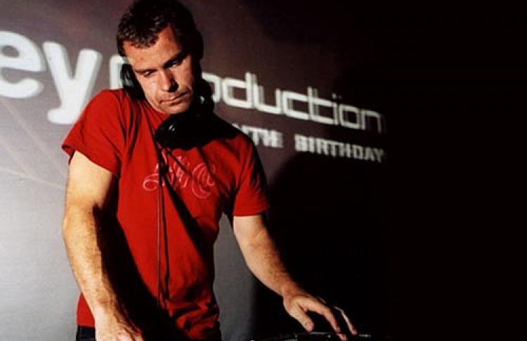 Audio-Visual Night. Darren Knott (live, Solid Steel/Ninja Tune, Великобритания)