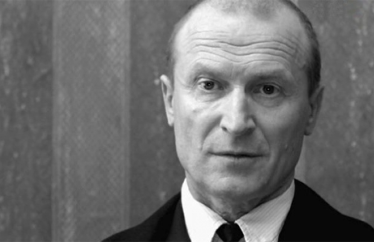 Александр Мезенцев