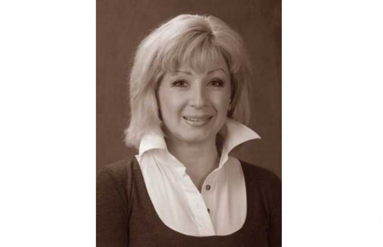 Елена Ионова