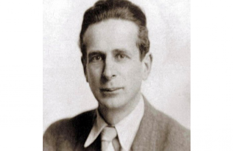 Александр Алексеев