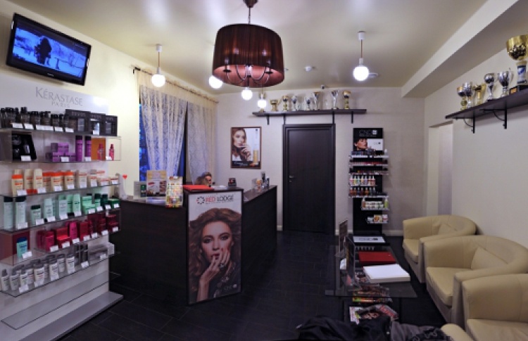 Бесплатный уход для лица Swissdermyl в салоне Red Lodge