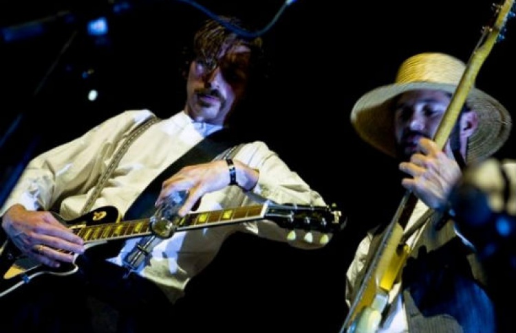 WhomadeWho