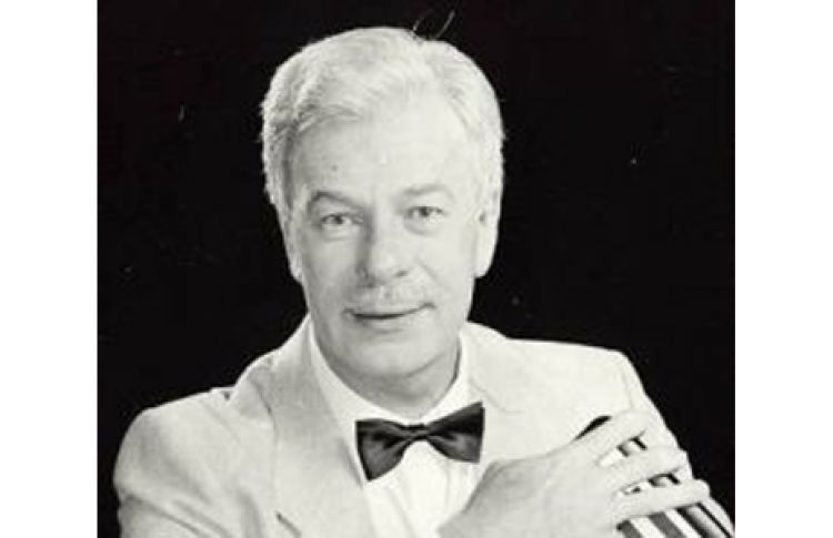 Сергей Комаров