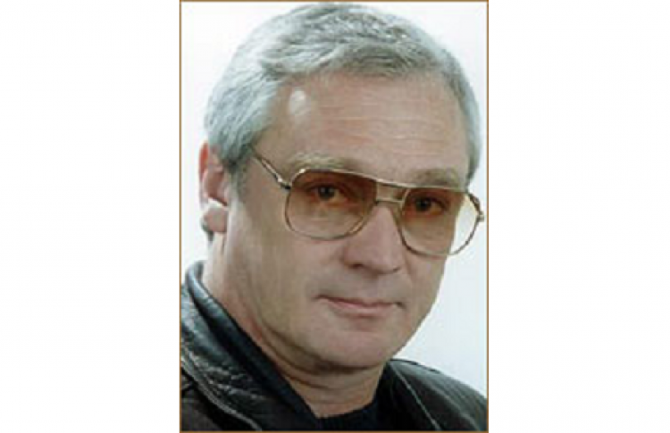 Роман Богомольный