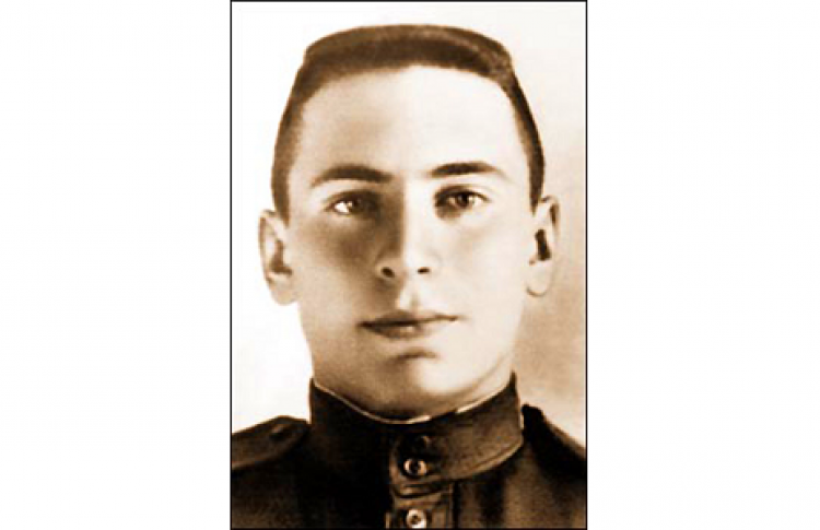 Владимир Богомолов