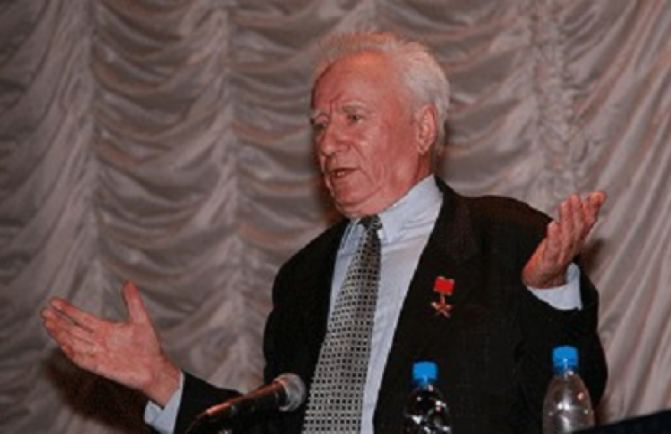 Егор Исаев