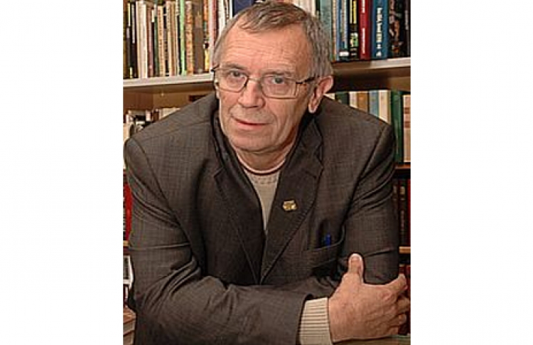 Олег Рябов