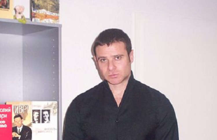 Анатолий Ливри