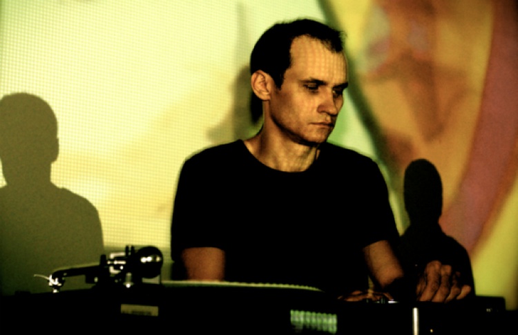 DJ Suhov