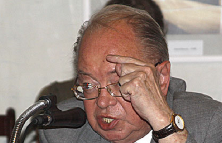 Николай Шмелев