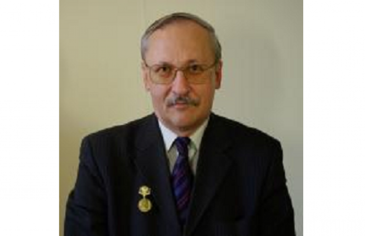 Юрий Молин