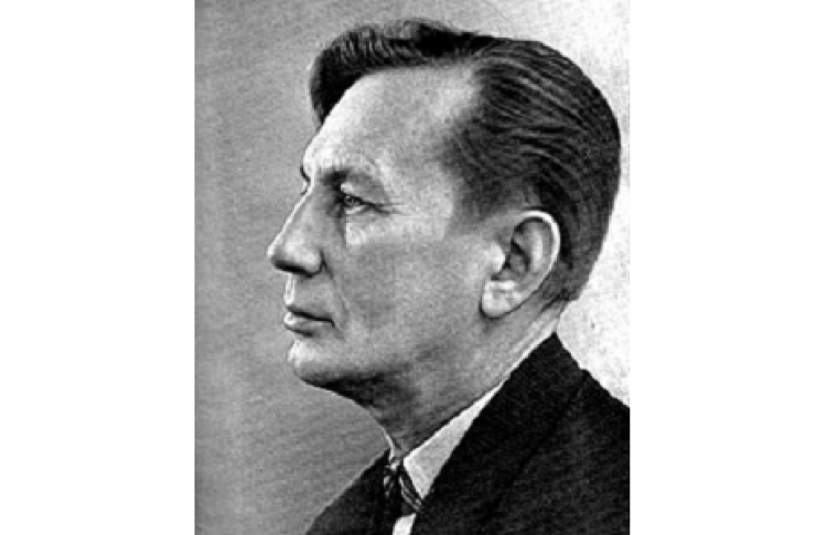Михаил Дудин
