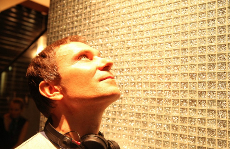 Homage: DJs Paris, Organic
