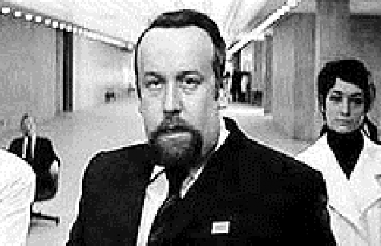 Александр Мишарин